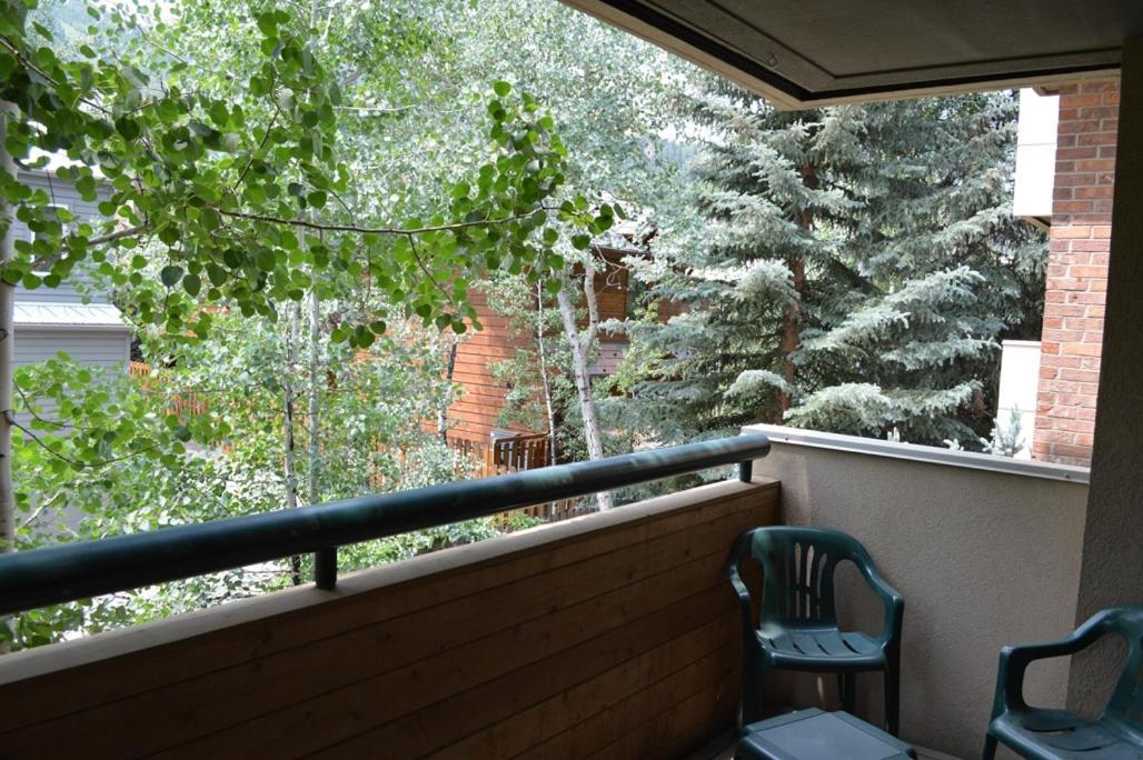 Riverview Unit 8, All The Essentials Riverside Condo With Access To Pool & Hot Tub Aspen Exterior photo